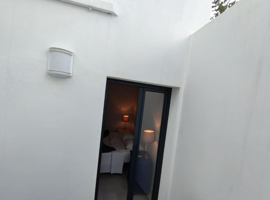 Typical House Faro Downtown Private Entrance Villa Buitenkant foto